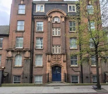 Wapping Apartment | Bright Shadwell Ground Floor Flat