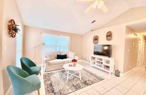 Tallahassee House | Bright & Spacious Getaway in Lovely NE Tallahassee