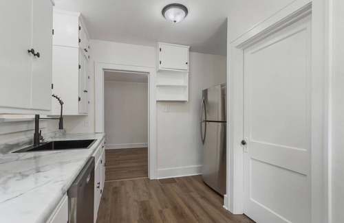 Champaign House | Bright & Spacious on William St.