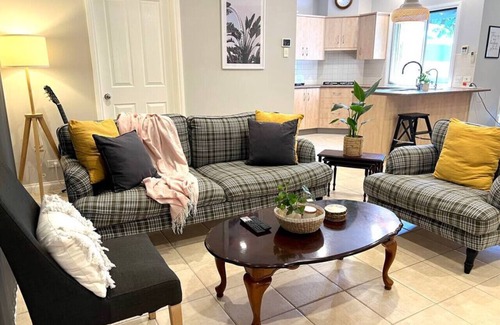 South Brighton House | Brighton Gem I Wifi I Nespresso I Beach Lifestyle