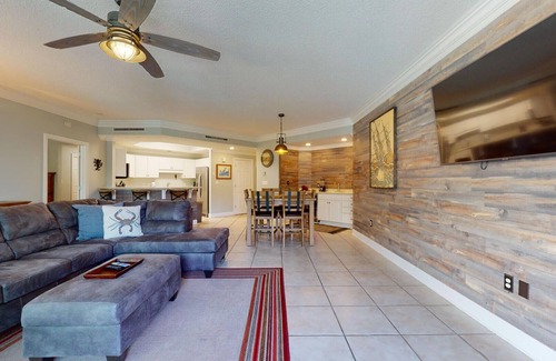 Orange Beach Condo | Brilliant Home w/Hot Tub & Indoor Pool near Beach