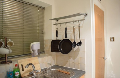 Queenhithe Apartment | Brilliantly Located 1BD Riverside Flat by St Pauls