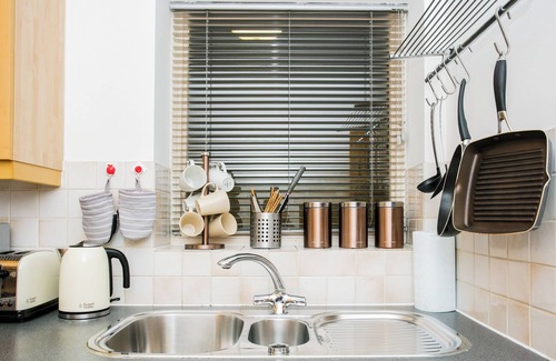 Queenhithe Apartment | Brilliantly Located 1BD Riverside Flat by St Pauls