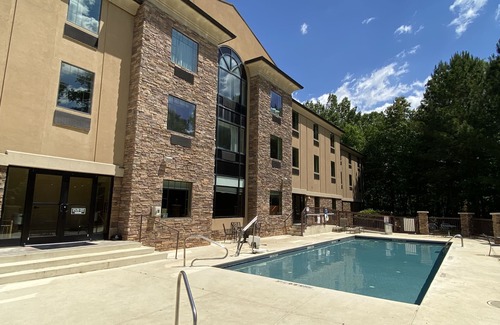 Misty River Condo | Bring Your Boat to Lake Oconee!