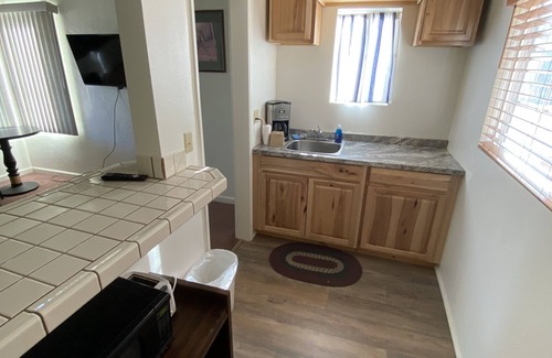 Big Pine Hotel | Bristlecone Motel