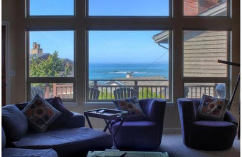 Park Hill House | Bristol By the Sea