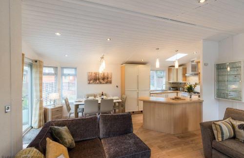 Bowness-on-Windermere House | Broad Larch Lodge