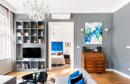 Terezvaros Apartment | Broadway Residence
