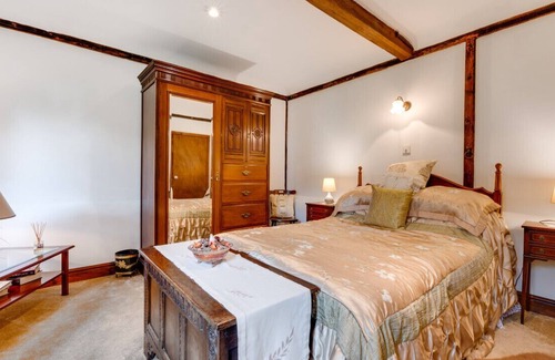 Ipswich House | Brook Hall Lodge - Two Bedroom Chalet, Sleeps 4