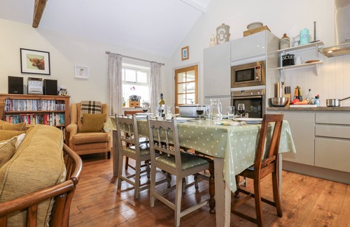 Brancepeth Cottage | BROOKSIDE BYRE, pet friendly, with a garden in Durham