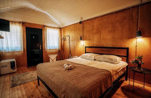 Ambrolauri Hotel | Brotseulebi