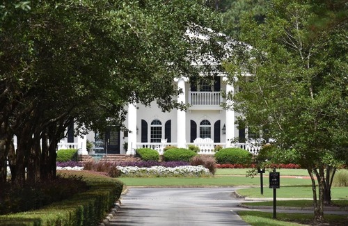 Calabash Condo | Brunswick Plantation Resort and Golf Condo 307M with Outdoor Pool by RedAwning