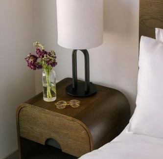 Jefferson Park Apartment | Bryant, Sonder Apartment by Marriott Bonvoy