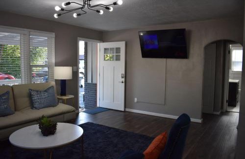 Southeast Boise House | Bsu Playland 3bd 1b Fully Remodeled on Bsu Campus