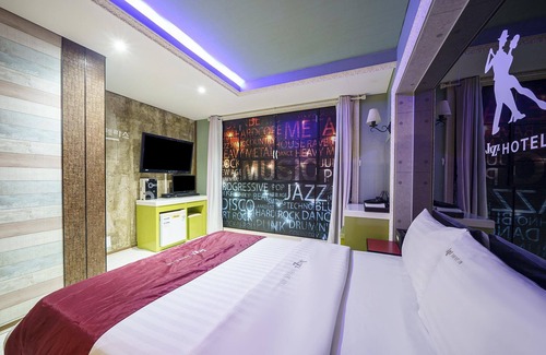 Byeonsan Hotel | Buan Gyeokpo Jazz Motel and Pension