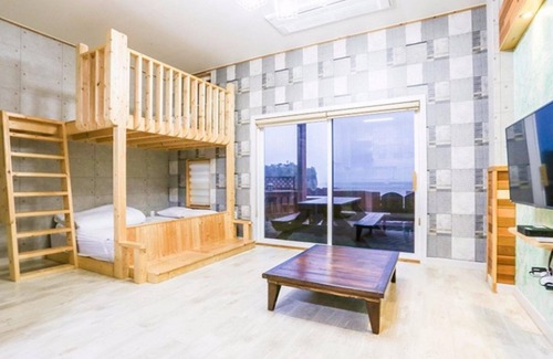 Chungmak-tong House | Buan Sowon Pension