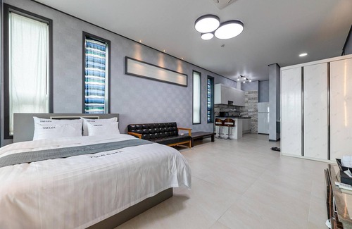 Byeonsan House | Buan Tomynspa Pension