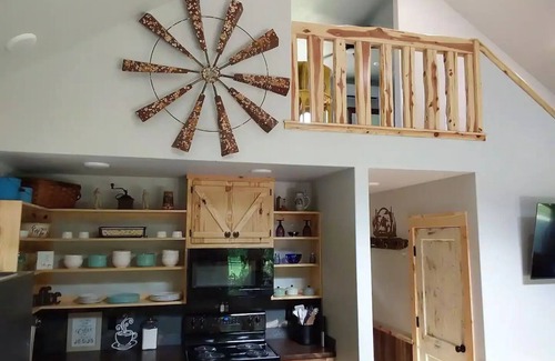 Caddo Gap Cabin | Bucks Ridge Cabin on the South Fork Creek of the Caddo River