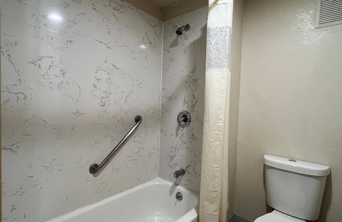 Corcoran Hotel | Budget Inn Corcoran Near Tulare CA 43