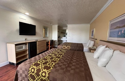 Corcoran Hotel | Budget Inn Corcoran Near Tulare CA 43