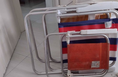 Jose Menino Apartment | BUILDING FACING THE SEA AND OUTLET - WI-FI, SUN UMBRELLA, COOLER AND CHAIRS