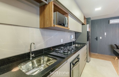 Parque da Areia Preta Apartment | Building With New Apartments 300m From the Beach - EEP