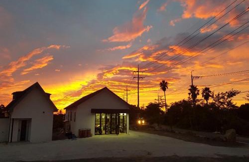 Hallim House | Built in Garage Jeju