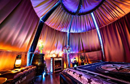 Novalaise Other | BULLE TEXAS - LUXE et SPA - Vue lac Aiguebelette
