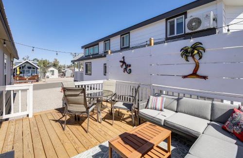 Bullhead City House | Bullhead City Vacation Rental with Resort Pool!