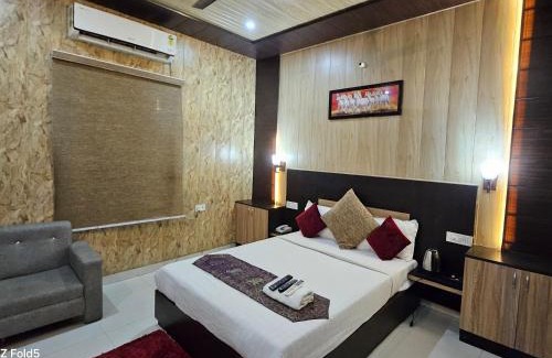 Nivari Hotel | Bundeli Farm Resort & Banquet Orchha