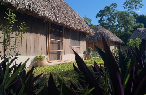 Mario Villanueva Madrid Cottage | Bungalos Maeva Bacalar