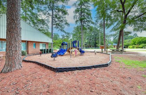 Columbia House | Bungalow - 3BD 2BA - W Cola - Close to Tennis CT