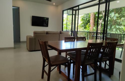 Portalon Villa | Bungalow con Vista al Rio