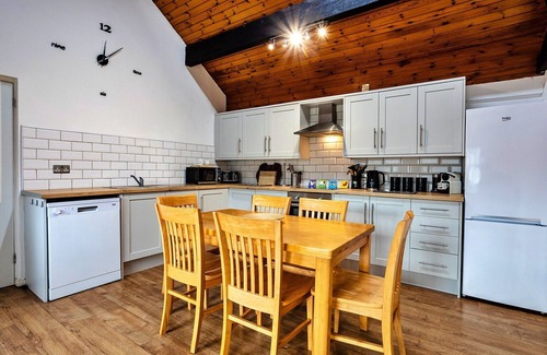 Ferryhill House | Bungalow in Mainsforth with Games Room