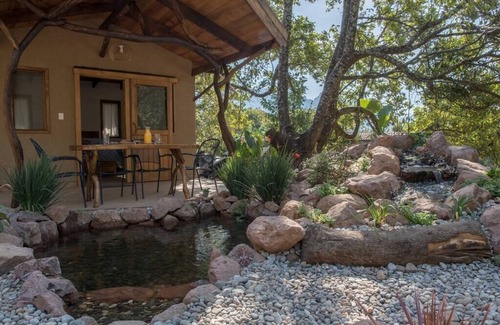 Amatlan House | Bungalow Indra Tepoztlan. Beautiful, Eco and Clean