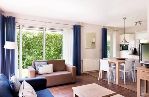 Eernewoude House | Bungalow near Alde Feanen UNESCO Site