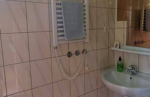 Rosenow House | Bungalow near Lake Schwandter, quiet area - Bungalow (Peters)