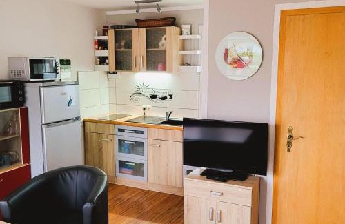 Mariendorf House | Bungalow Steps from the Sea