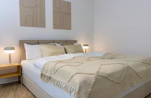 Altendorf Apartment | Bunker Studio Zentral Messe Business Streaming