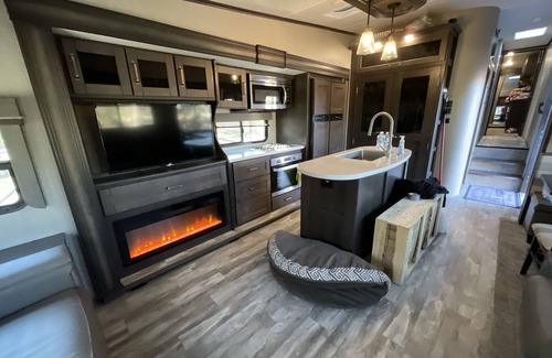 Moncks Corner House | Bunkhouse camper