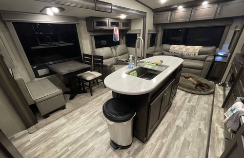 Moncks Corner House | Bunkhouse camper