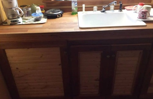 Custer County Cabin | Bunkhouse on Working Ranch/Bird Sanctuary. Cozy, cabin w. bathroom and kitchen