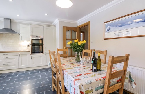 Aviemore Cottage | Burnside House