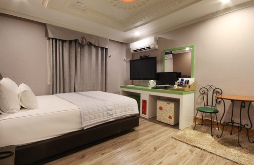 Saha Hotel | Busan Hadan Paradise