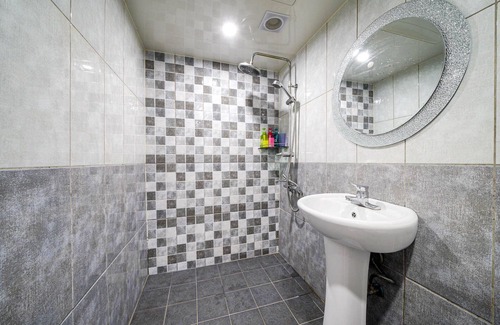 Yeongdo Hotel | Busan Yeongdo Cube