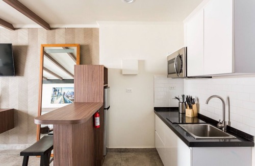 Bushiri Apartment | Bushiri's Long Life Building-Studio-Sleeps 2 #4