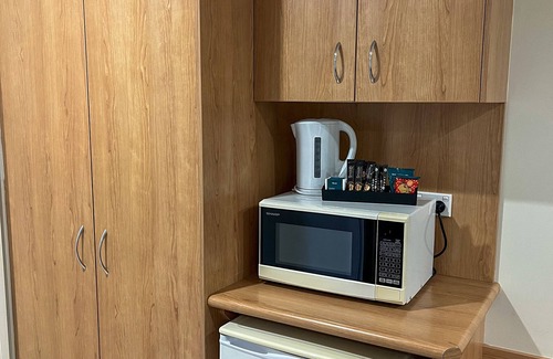 Parkes Hotel | Bushmans Motor Inn