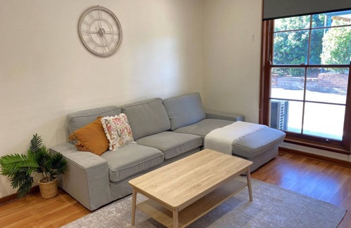 Parkes Hotel | Bushmans Motor Inn