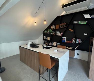 Geel Apartment | Business Accommodation 'Loft' Intimate