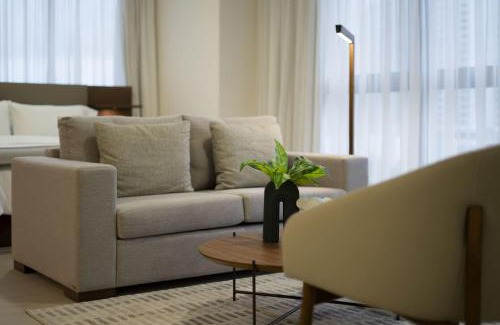 Costa del Este House | Business Loft with Park View